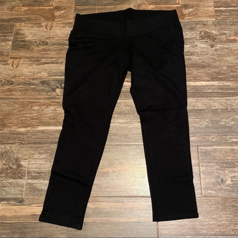 Ingrid & Isabel Maternity leggings/pants LG - Picture 1 of 4